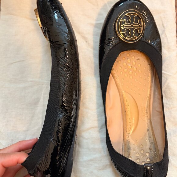 Tory Burch Women’s Caroline 2 Flats – Black Patent – Size 8.5 – Excellent Cond - Picture 3 of 5